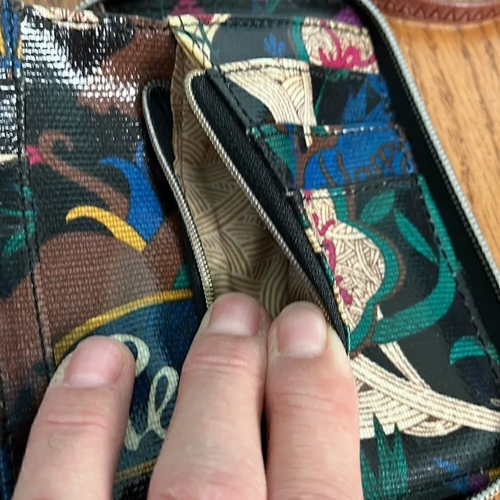 Sakroots Crossbody zip-up Wallet wristlet